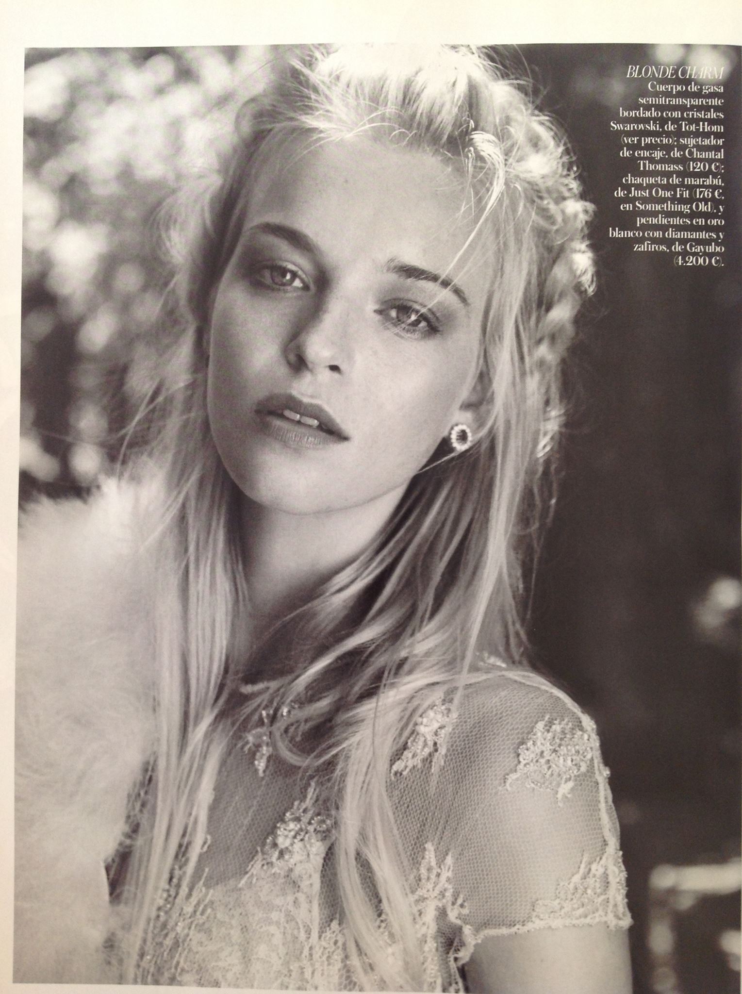 Retrato de chica en traje de boda